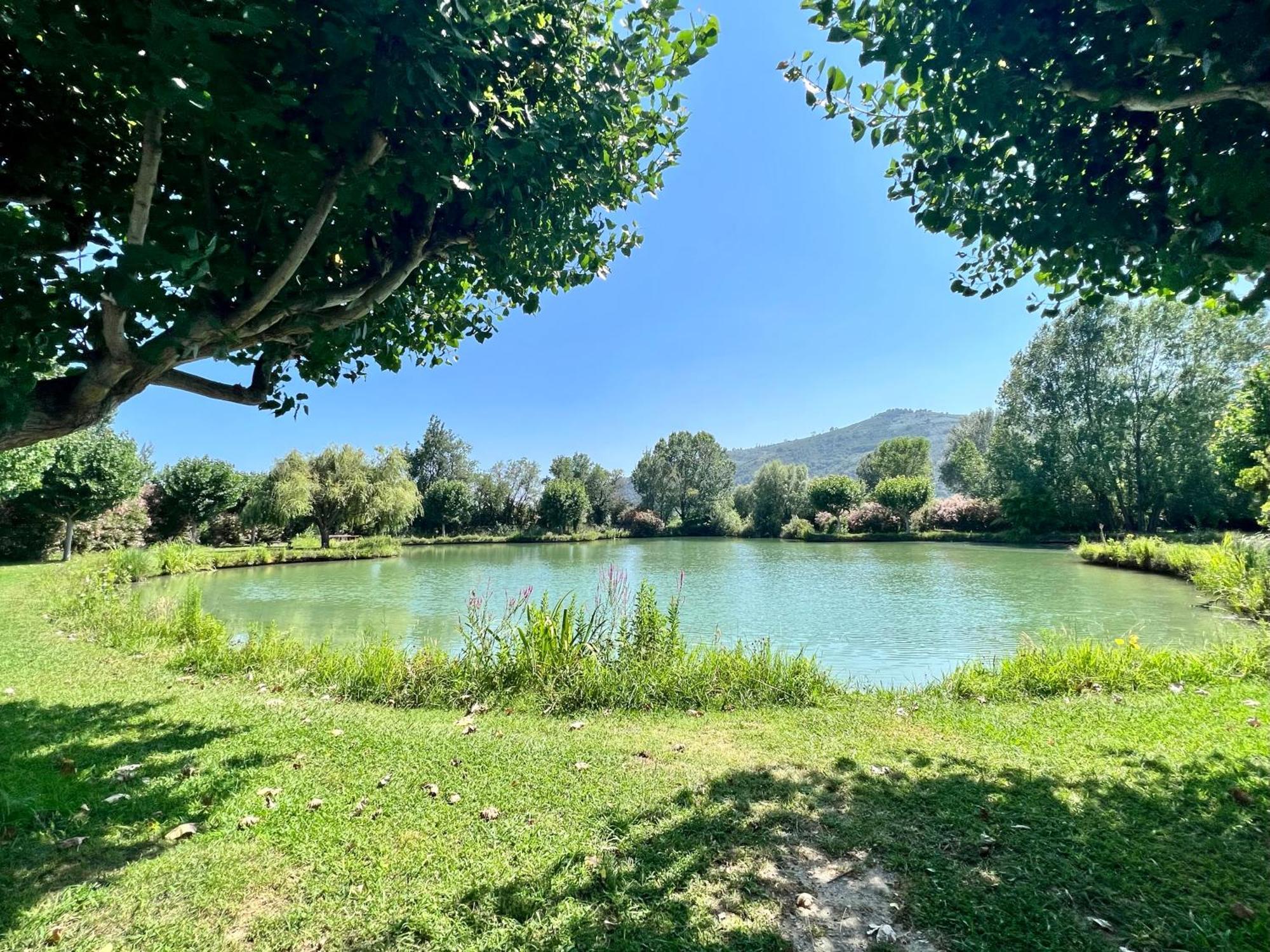 Domaine Du Lac De La Vallee La Roquette-sur-Siagne Kültér fotó